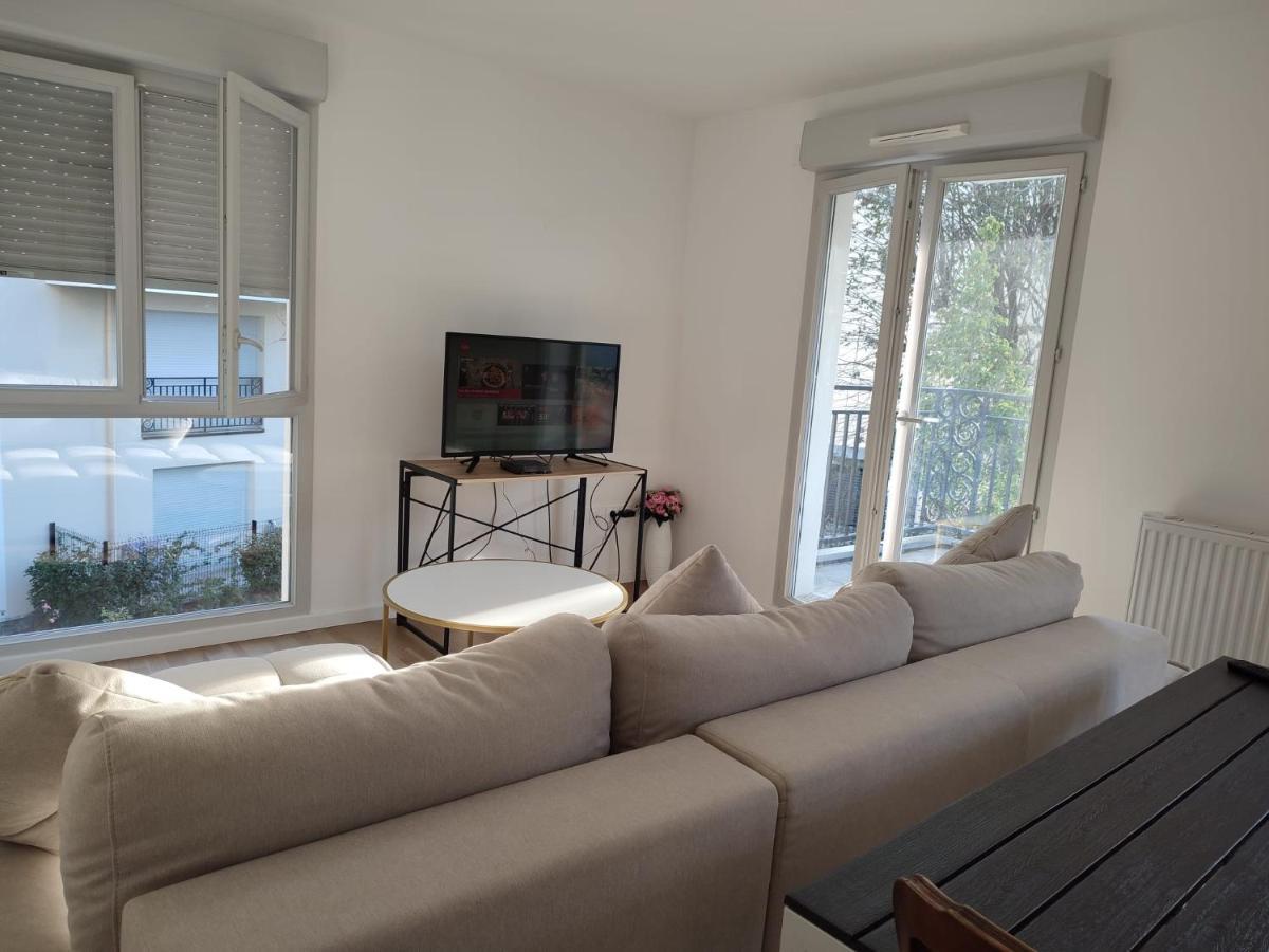 Chambre Privee Dans Un Nouvel Appartement Partage Pres De Paris Avec Parking Gratuit Chevilly-Larue Dış mekan fotoğraf